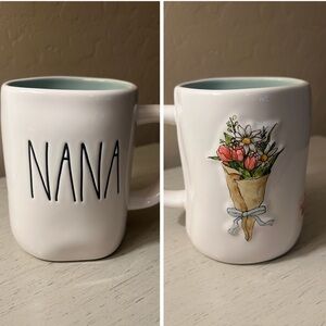 Rae Dunn Nana Mug Ceramic Flowers Bouquet Daisy Tulips Green Grandmother NWT